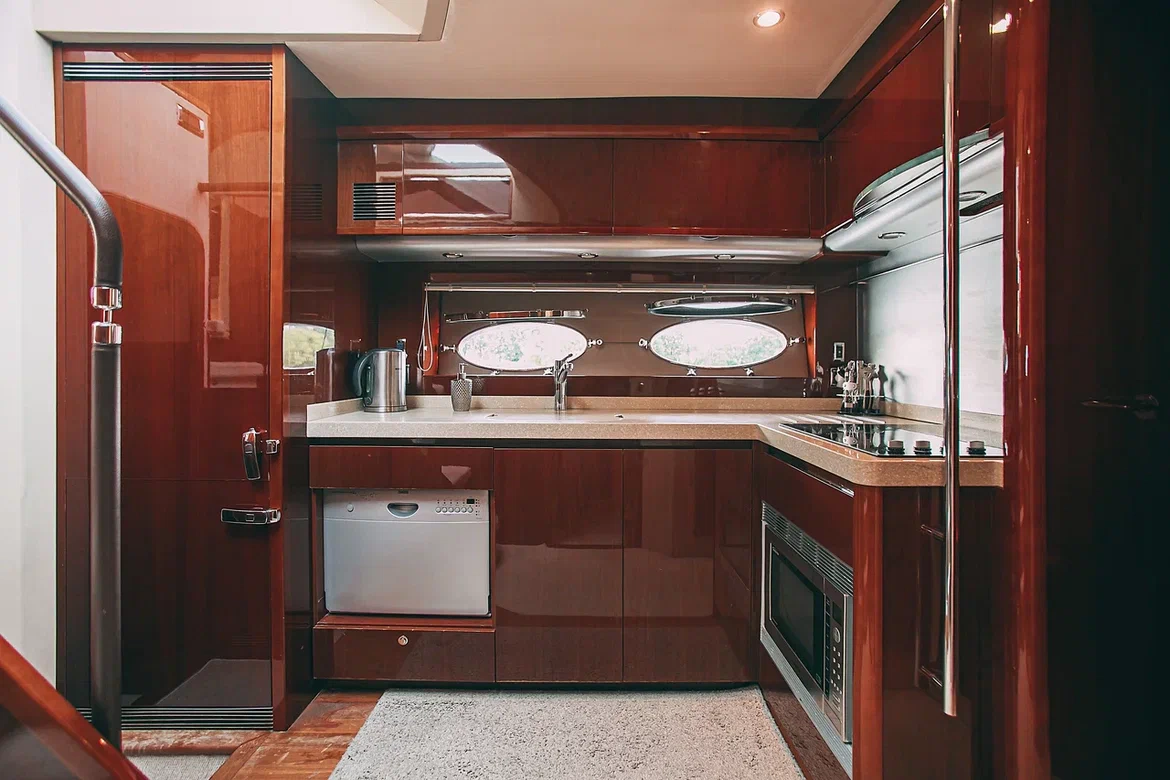 Аренда яхты Princess 58 image- 19